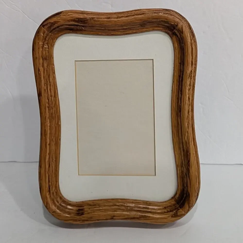 Vintage Wavy Wood Picture Frame 5x7 Matted Cottagecore Freestanding/Hanging